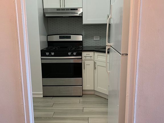 3rd image of 81-11 45th Ave #8V