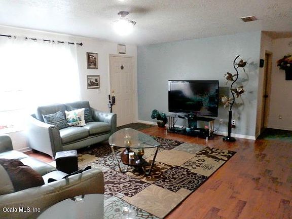 4th image of 6390 NW 60th Ct