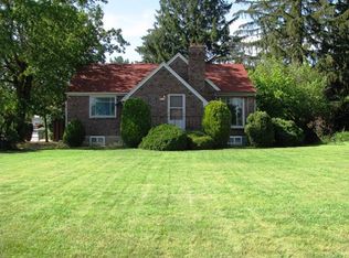 8015 E Upriver Dr, Spokane, WA 99212