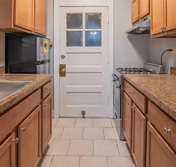 1618 W Farwell Ave #1A — Photo 8