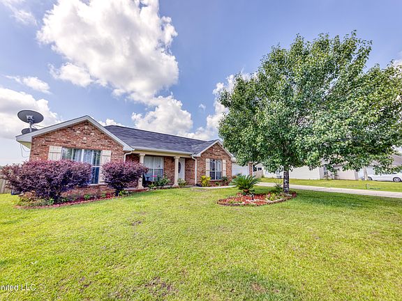 3rd image of 13649 Hidden Oaks Dr