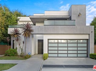 926 N Crescent Heights Blvd, Los Angeles, CA 90046