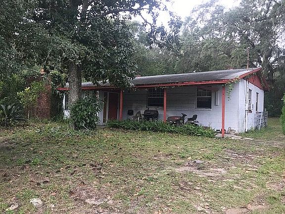 2nd image of 813 Stanley Dr