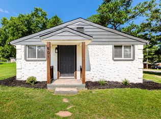 501 Longfellow St, Fuquay Varina, NC 27526