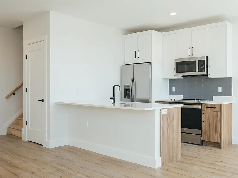67 Martin Luther King Blvd #204 — Photo 2