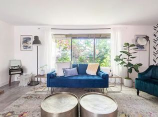 9110 SW Monterey Pl, Portland, OR 97225