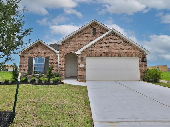 404 Fields Forest Ln, Dayton, TX 77535