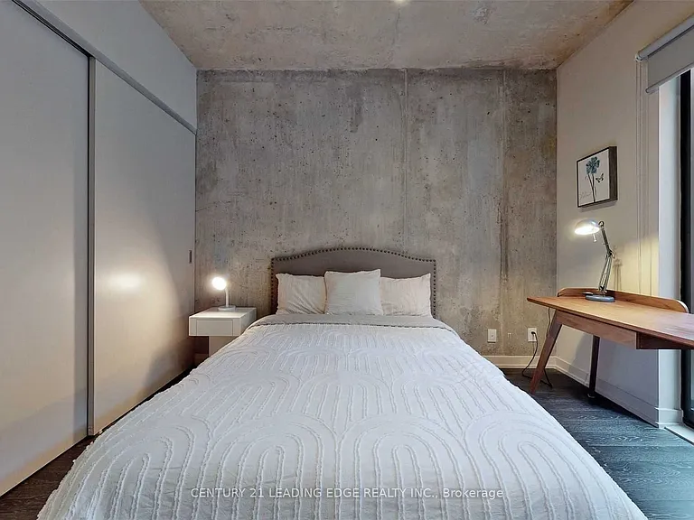 11 Charlotte St #308 — Photo 20