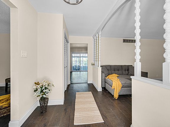 3rd image of 3050 W 47th Ave