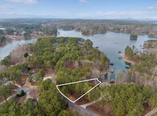 114 N Waterside Dr, Seneca, SC 29672