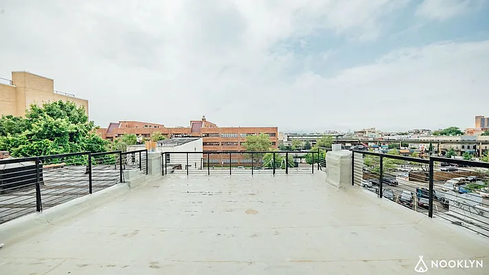 Rented by Nooklyn NYC LLC | media 19