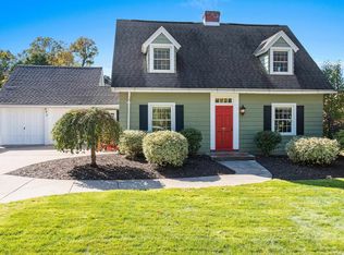 247 Iroquois Ave, Green Bay, WI 54301