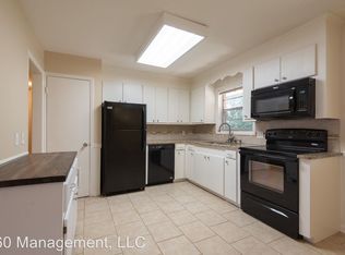 822 Annalue Dr, Auburn, AL 36830