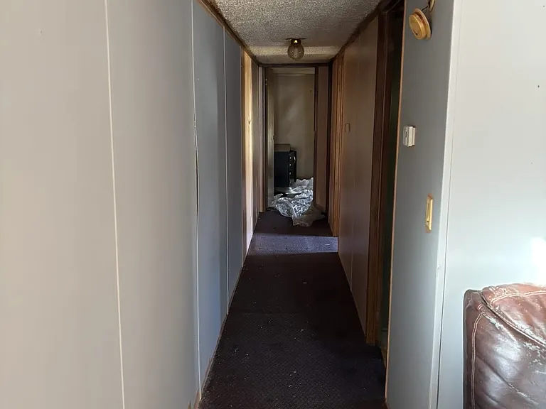 30 Grand Cir — Photo 1