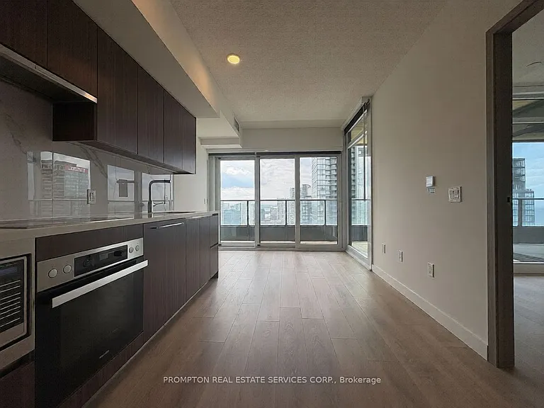 3 Concord Cityplace Way #3902 — Photo 2
