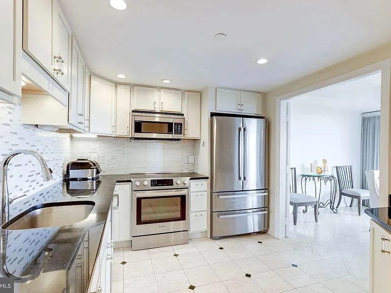 1530 Key Blvd #906 — Photo 8