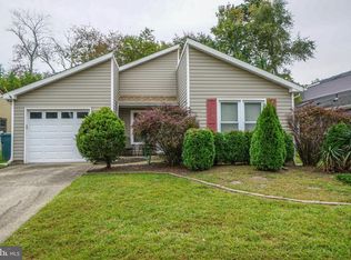 233 Yorktowne Dr, Little Egg Harbor, NJ 08087