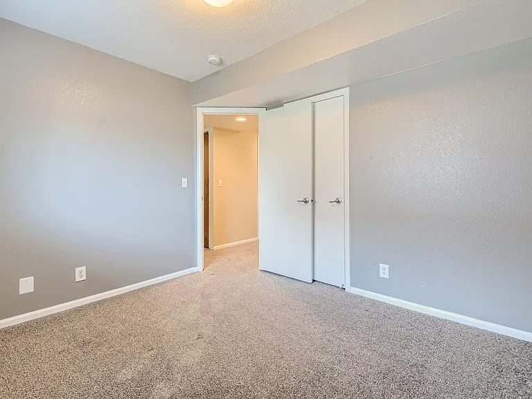 18817 E 57th Pl — Photo 23