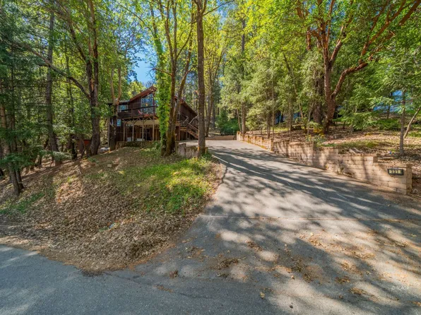 331 Timber Ridge Rd, Weaverville, CA 96093