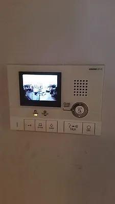 Rented by Space Link Realty | media 21