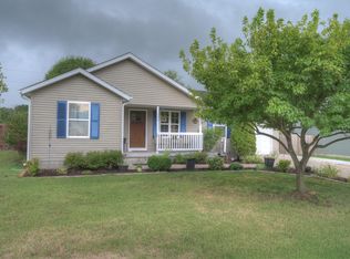 106 N Smith St, Alba, MO 64830