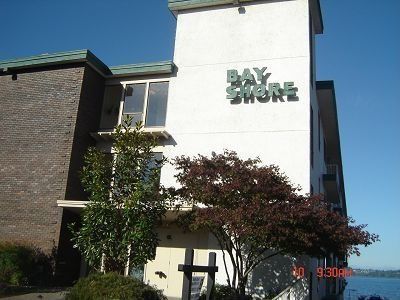 6421 Lake Washington Blvd NE APT 202, Kirkland, WA, 98033