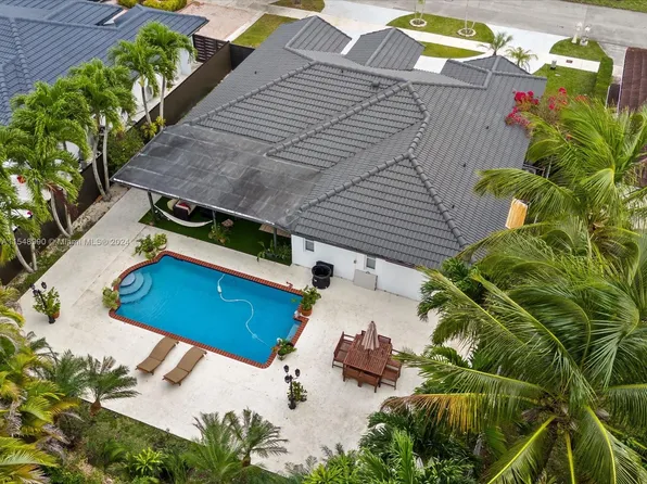 18142 SW 149th Ct, Miami, FL 33187