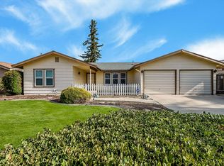 1730 E Seeger Ct, Visalia, CA 93292