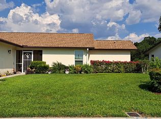 4743 Lakewood Blvd, Naples, FL 34112