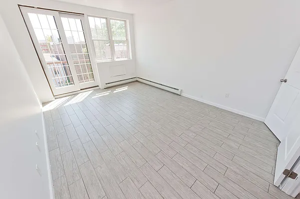 Rented by Compass | media 40