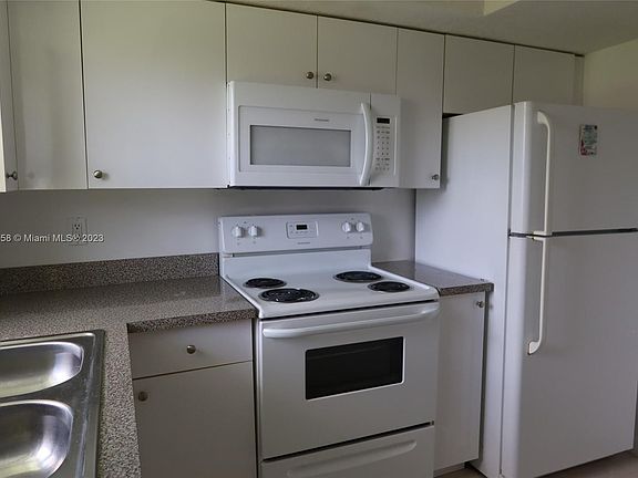 4th image of 2021 NW 59th Ter Building 2021