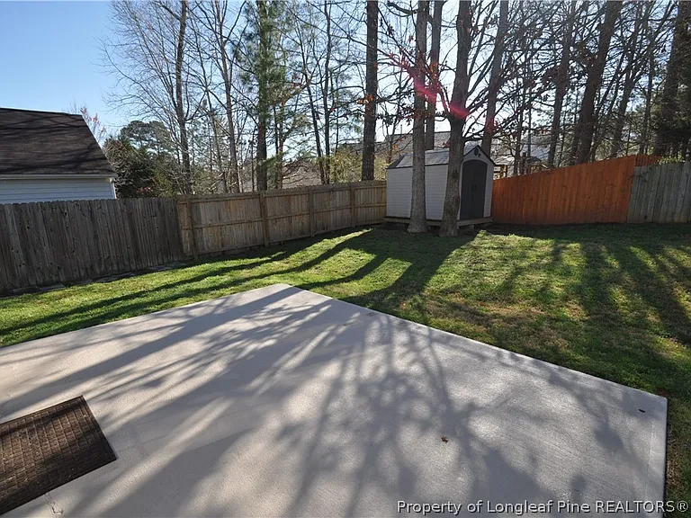 202 Thorncrest Dr — Photo 34