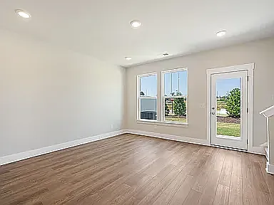 3 bed, 2.5 bath, 1410 sqft, $1,750 — Photo 4
