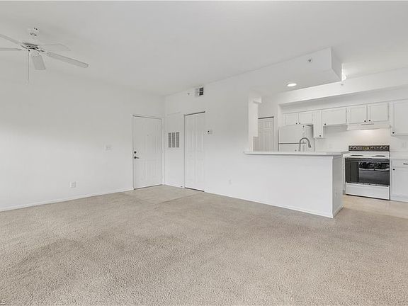 3rd image of 4720 Saint Croix LN #117