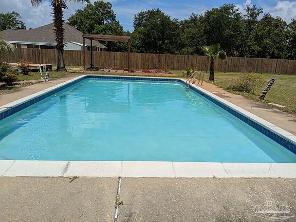4th image of 3106 Oriole Dr