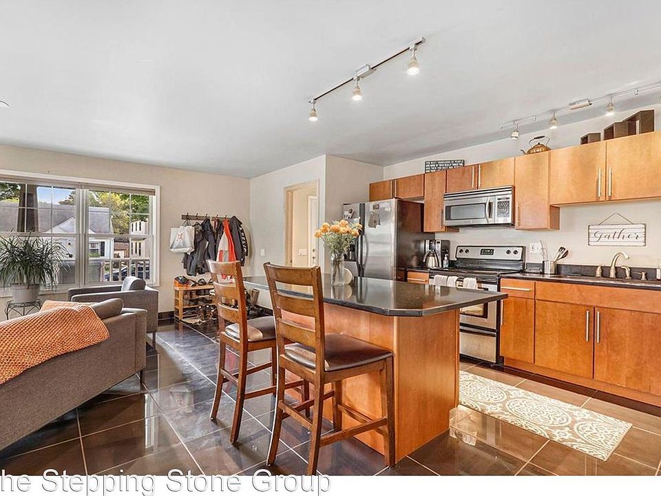 1st image of 5406 Nokomis Ave Unit 1