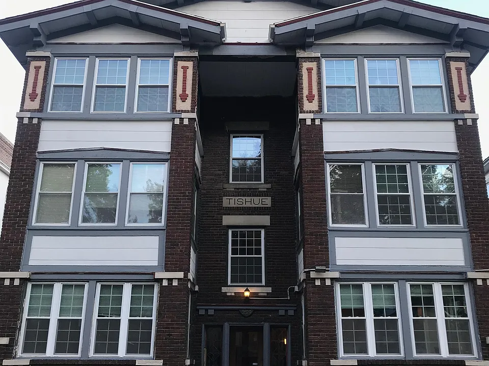 3529 Central St #2S