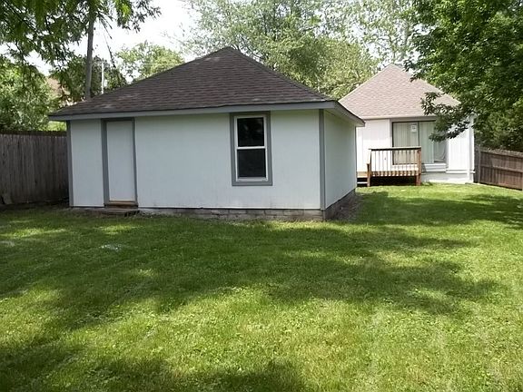 Very Large Back Yard