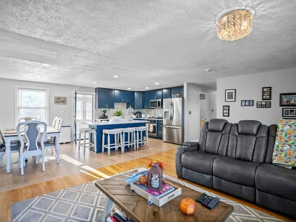 305 Walnut St, Saugus, MA 01906