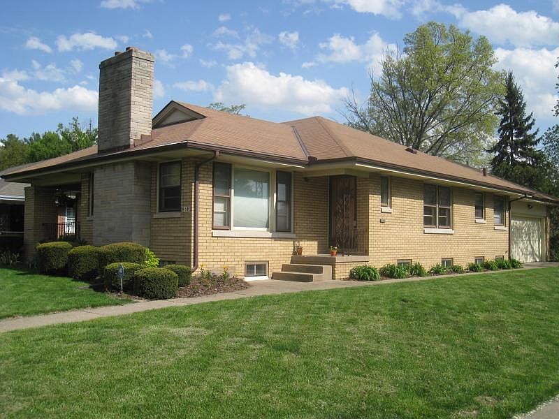 2nd image of 434 W Stratford Dr