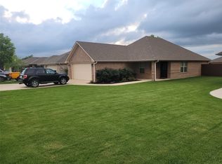 416 Copenhavr St, Pilot Pt, TX 76258