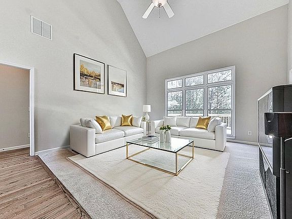 5th image of 9060 New Hightower Rd