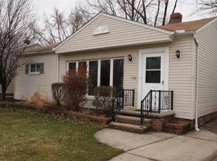 1766 Empire Rd, Wickliffe, OH 44092