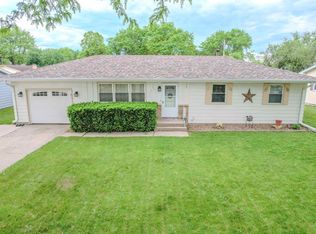 2744 Scotties Dr, Beloit, WI 53511