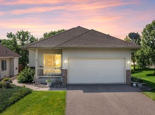 355 Bluebird Ln, Woodbury, MN 55125