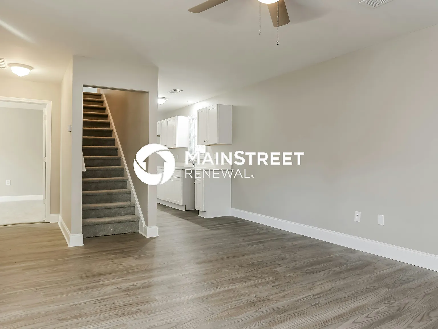 4450 McLain Cir — Photo 3