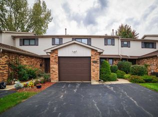 6815 Brementowne Rd, Tinley Park, IL 60477