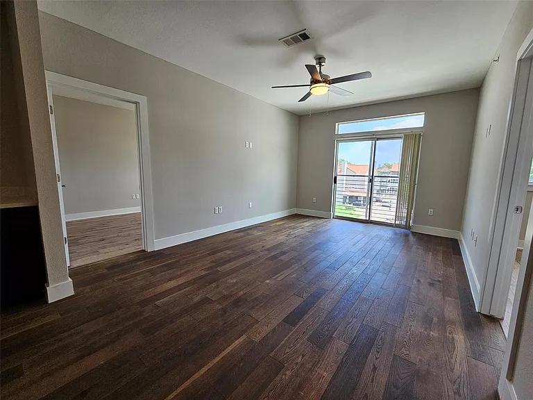 3114 S Congress Ave #302 — Photo 13