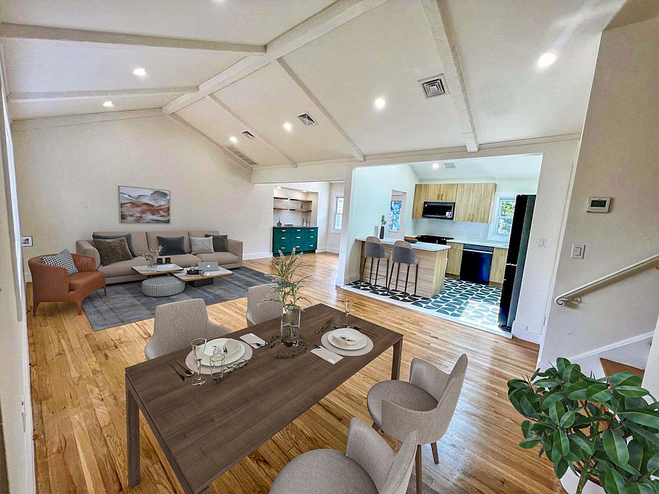 1st image of 526 E Broadway APT 1
