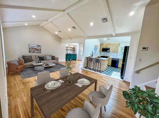 526 E Broadway APT 1, Long Beach, NY 11561